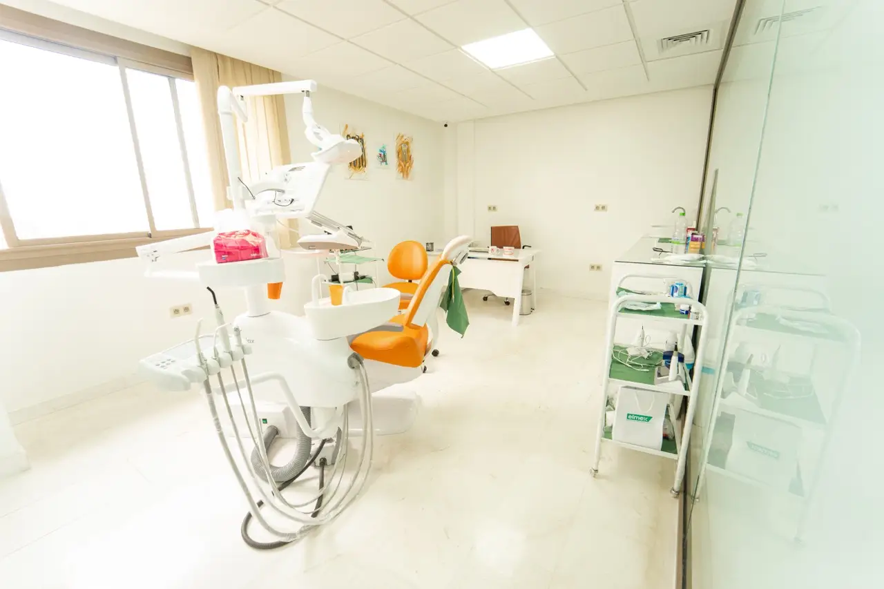 Salle de soins de la clinique